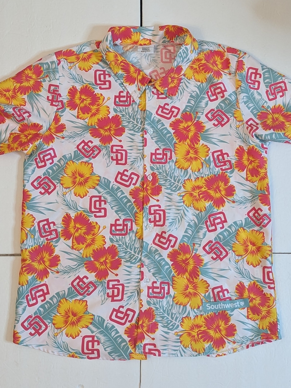 San Diego Padres Men's L Hawaiian Tropical Floral Short Sleeve Button Up Shirt